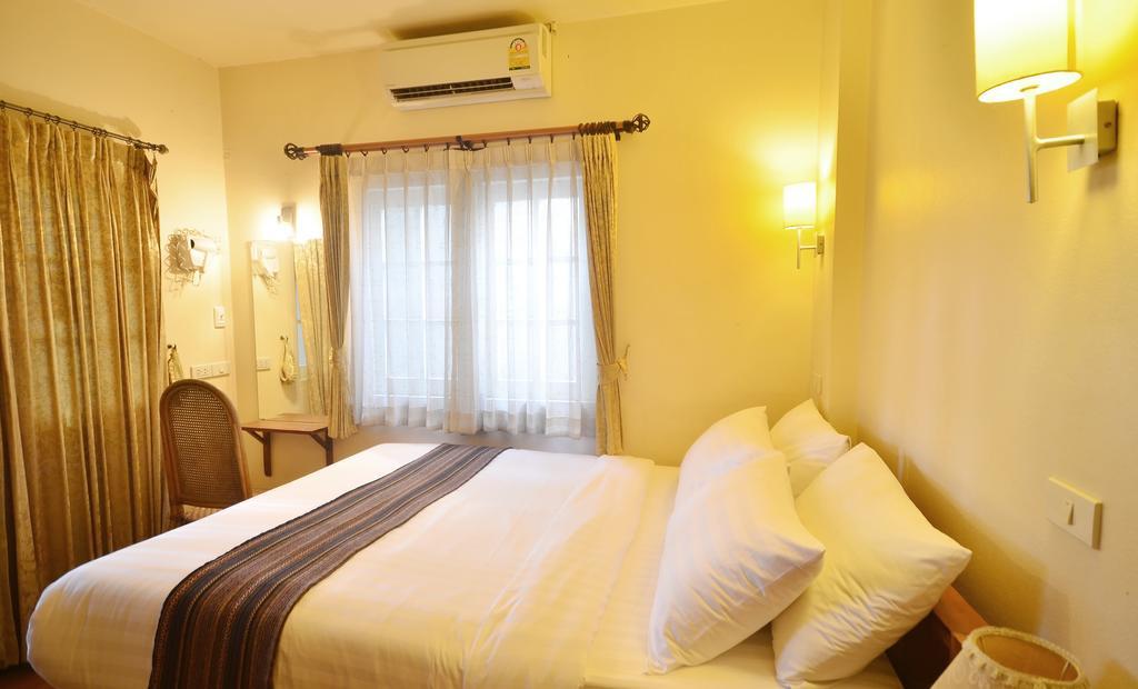 I'M Happy Bed & Breakfast Chiang Mai Exterior photo