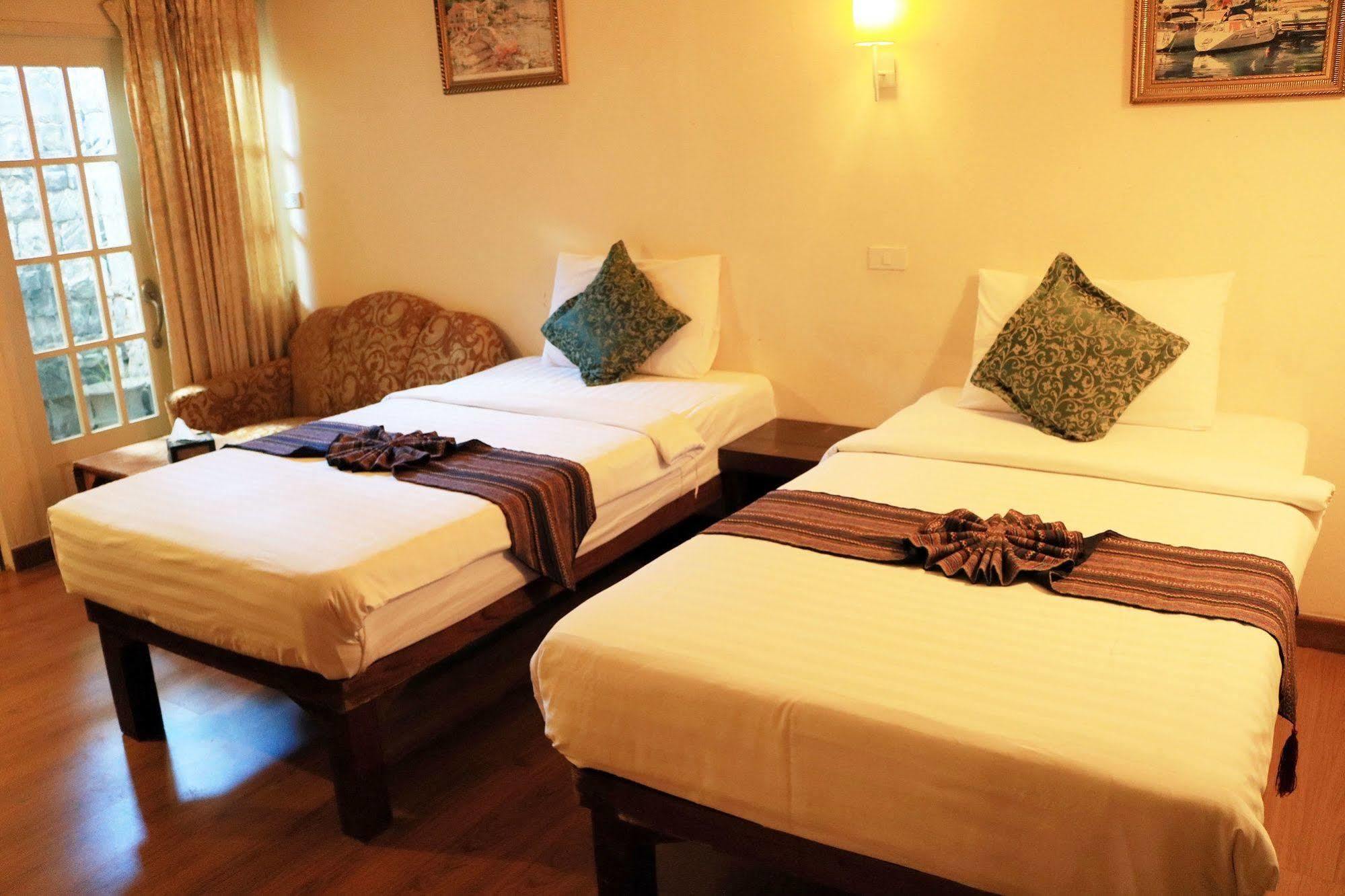 I'M Happy Bed & Breakfast Chiang Mai Exterior photo